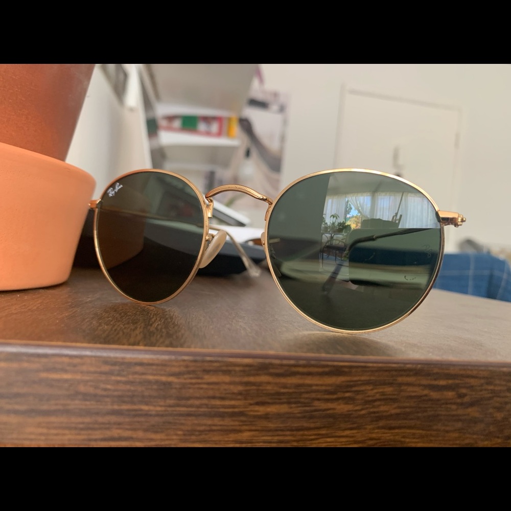 Ray-Ban Round Metal Sunglasses